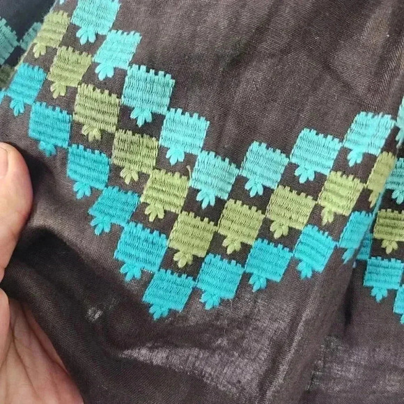 Loft Pleated 100% Linen Embroidered Skater Skirt size 10 - Picture 2 of 6